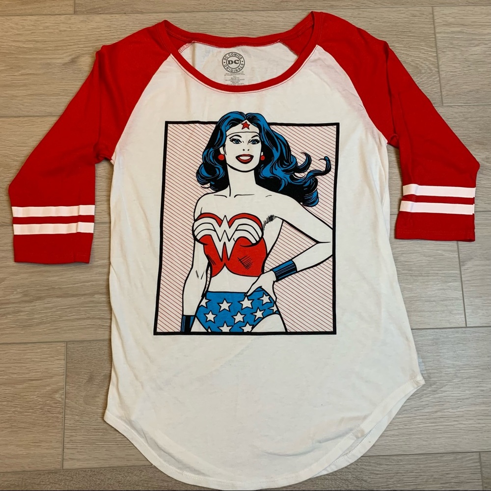 DC Comics Wonder Woman T- Shirt Size XL